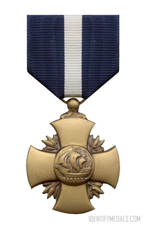 Flying Cross Ordensspange WWII  3 Ribbons Navy Cross Silver Star