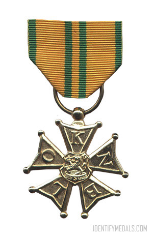 The Cross for the Four Day Marches - Dutch Medals, Badges & Awards Pre-WW1