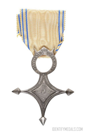 The Order of Saharan Merit - French Medals, Badges & Awards Post-WW2