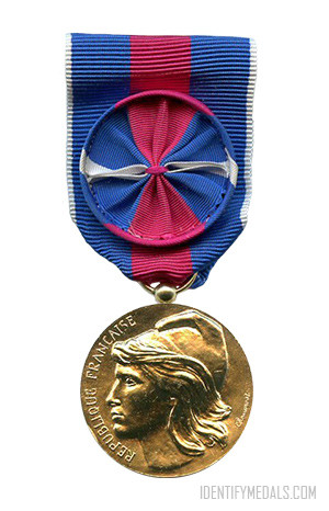 The Medal for Voluntary Military Service - French Medals, Badges & Awards Post-WW2