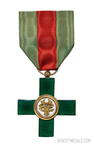 The Order of Merit for Labour - Italian Medals, Badges & Awards Pre-WW1