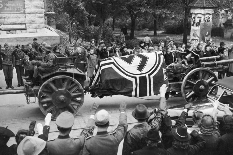 Rommel's funeral procession.