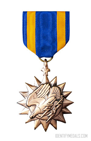 The Air Medal (USA) - WW2 American Medals & Awards