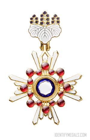 Japanese Medals: The Order of the Sacred Treasure