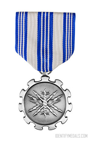 American Post-WW2 Medals - The Achievement Medal - Air Force