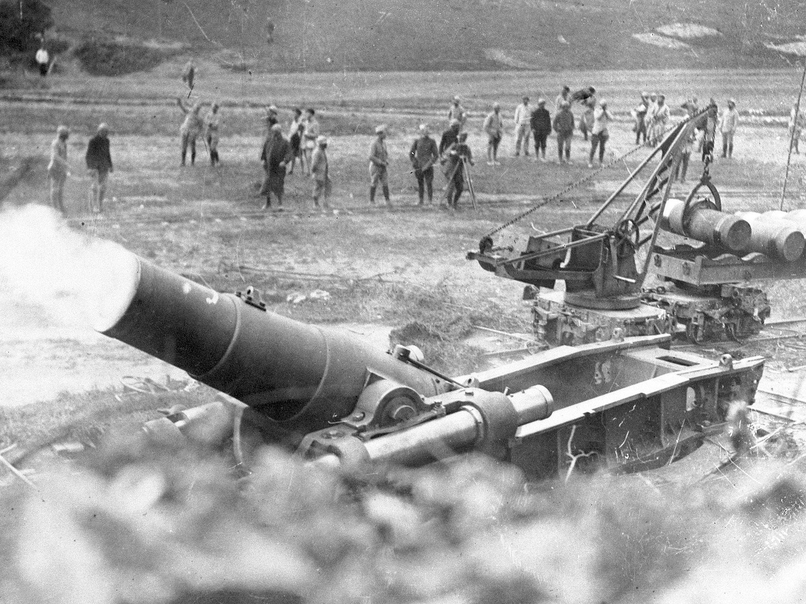 A French Army 370mm mortar being fired from a gully known as La Baraquette.