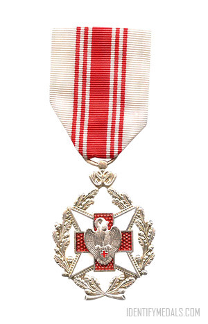 Belgium Red Cross Medals: The Blood Donor's Medal