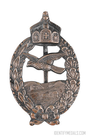 The Commemorative Flyer's Badge - WW1