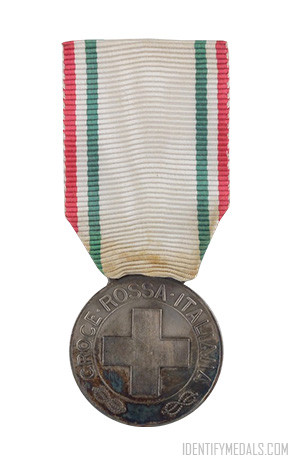 Italian Medals: The Italian Red Cross Medal of Merit