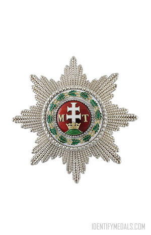 Hungarian Medals and Orders: The Order of Saint Stephen of Hungary. Breast Star.
