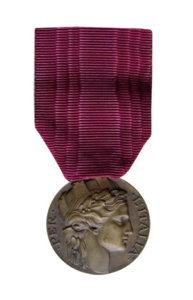 Italian WW2 Medals: The Medal for Volunteers of the War 1940-45