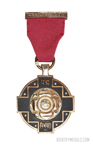 The Padma Vibhushan Award - Indian Medals & Honors