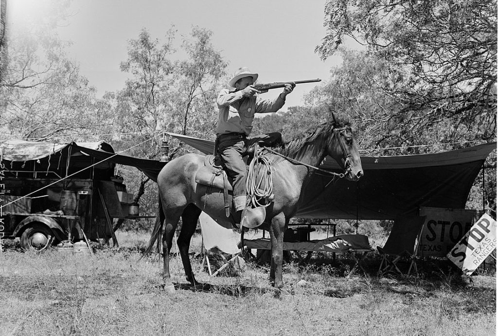A Texas Ranger. Image courtesy of Texas Department of Public Safety photograph collection.