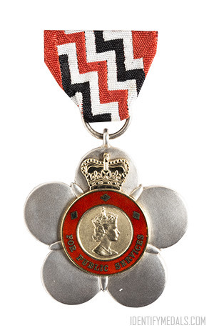 The New Zealand Queen's Service Order - New Zealand Medals